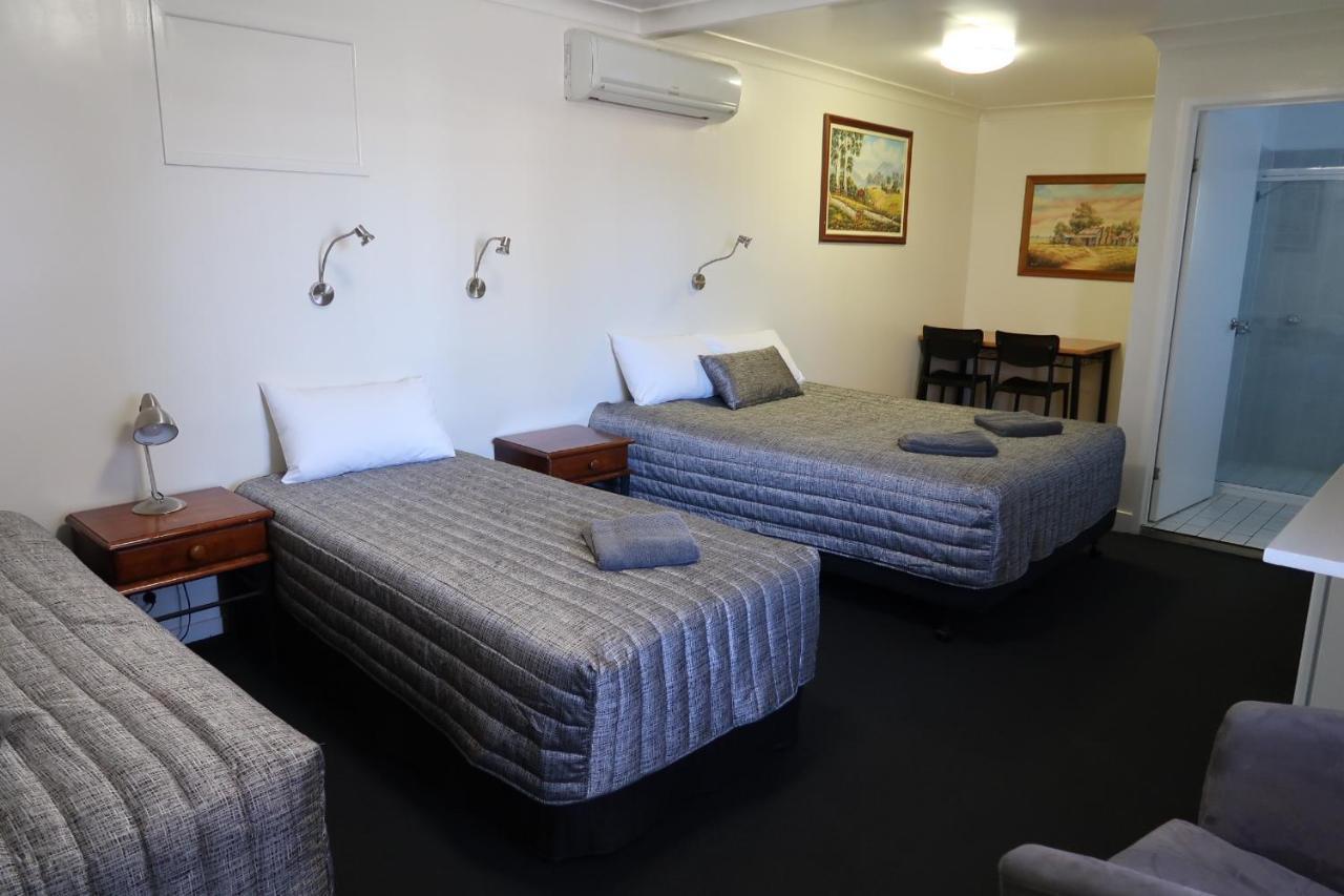 Charleville Waltzing Matilda Motor Inn المظهر الخارجي الصورة